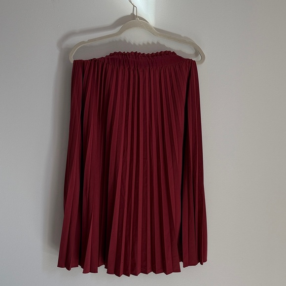 Athleta Red Pleated Midi Skirt - Picture 6 of 6